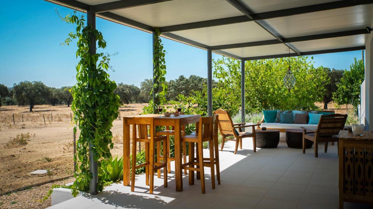 Herdade Dos Alfanges "The Barn" Viana do Alentejo Luaran gambar