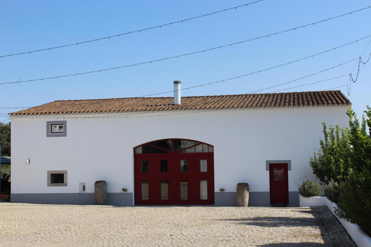 Herdade Dos Alfanges "The Barn" Viana do Alentejo Luaran gambar